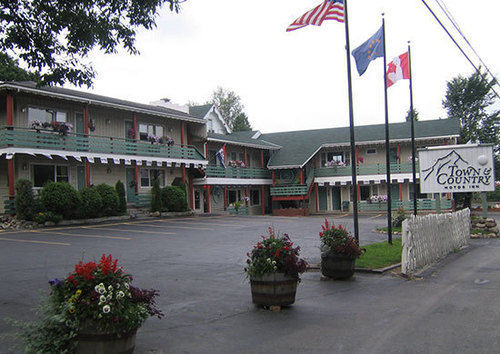 Town & Country Motor Inn Lake Placid Buitenkant foto