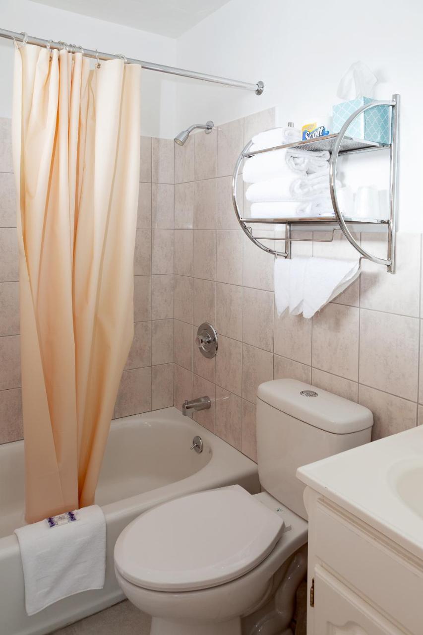 Town & Country Motor Inn Lake Placid Buitenkant foto